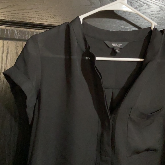 Black blouse - Picture 2 of 2